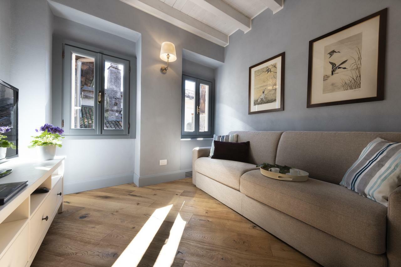 Isola Bella Apartments, Apartment